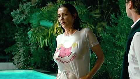 Pic: Valérie Karsenti in Ma famille t'adore déjà ! (2016)
