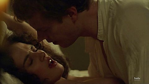 Pic: Jessica Brown Findlay in Harlots (2017)