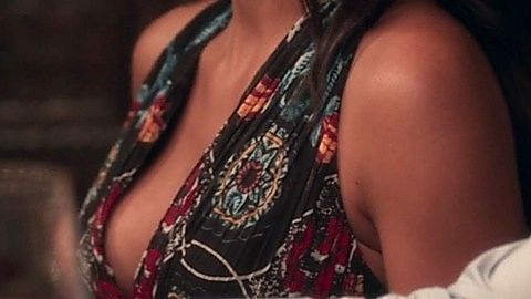 Pic: Rosario Dawson in Unforgettable (2017)