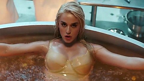 Pic: Katy Perry in Bon Appétit