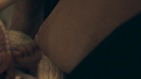Pic: Yvonne Strahovski in The Handmaid's Tale (2017)