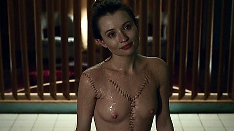 Pic: Emily Browning in American Gods (2017)