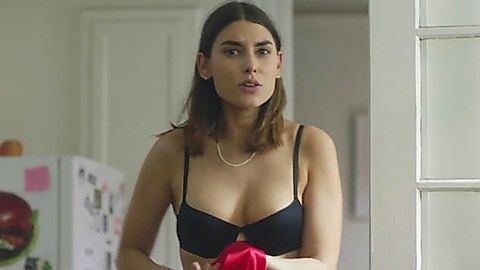 Pic: Angie Simms in All Wrong (2017)