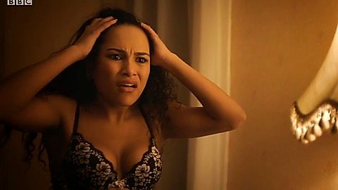 Pic: Saffron Hocking in White Gold (2017)