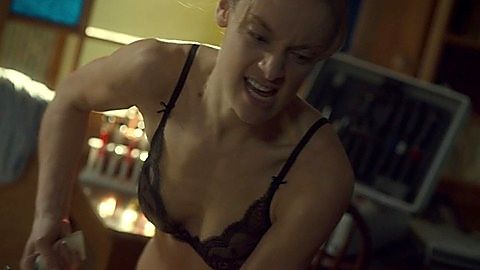 Pic: Rachel Skarsten in Wynonna Earp (2016)