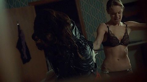 Pic: Rachel Skarsten in Wynonna Earp (2016)