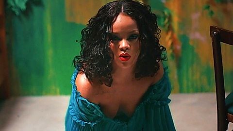 Pic: Rihanna  in Wild Thoughts