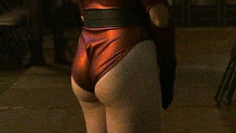 Pic: Alison Brie in GLOW (2017)