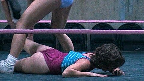 Pic: Alison Brie in GLOW (2017)