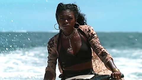 Pic: Ebonee Noel in Wrecked (2016)