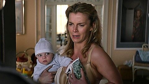 Pic: Betty Gilpin in GLOW (2017)
