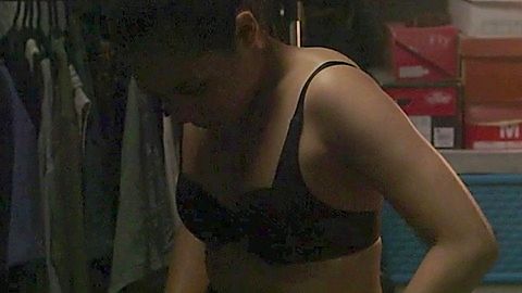 Pic: Elora Españo in Dismay (2016)