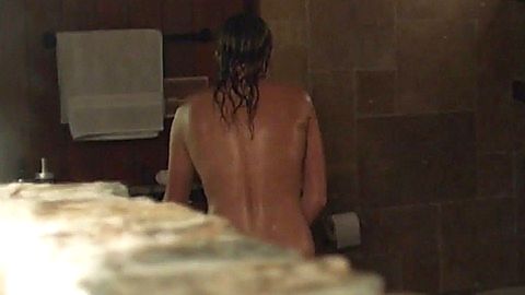 Pic: Shantel VanSanten in Shooter (2016)