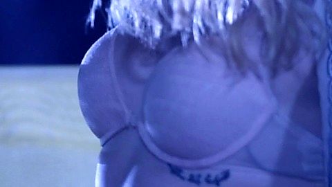 Pic: Allis Bodziak in Crazy Lake (2016)