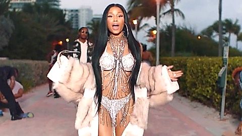 Pic: Nicki Minaj in You Da Baddest (2017)