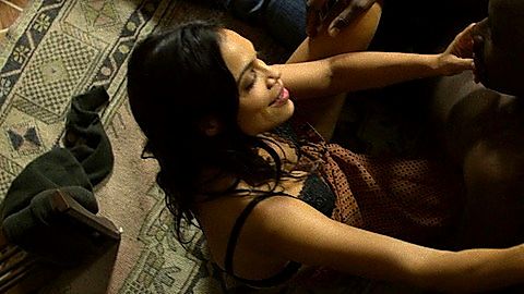 Pic: Rosario Dawson in Marvel's The Defenders (2017)