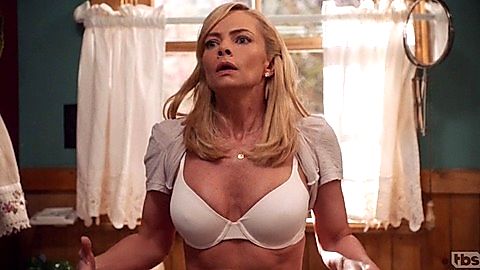Pic: Jaime Pressly in The Guest Book (2017)