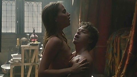 Pic: Alicia Vikander in Tulip Fever (2017)