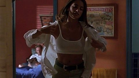 Pic: Penélope Cruz in Twice Upon a Yesterday (1998)