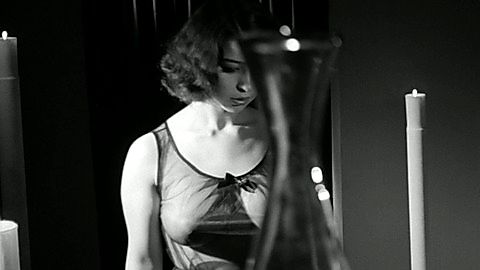 Pic: Helena Clayton in Red Roses of Passion (1966)