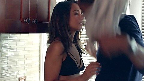Pic: Jasmine Kaur in Insecure (2016)