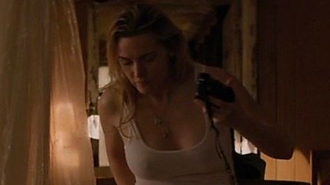 Pic: Kate Winslet in The Mountain Between Us (2017)