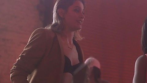 Pic: Paris Jackson in Star (2016)