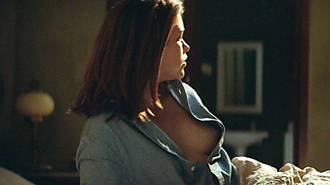 Pic: Sophie Cookson in The Crucifixion (2017)