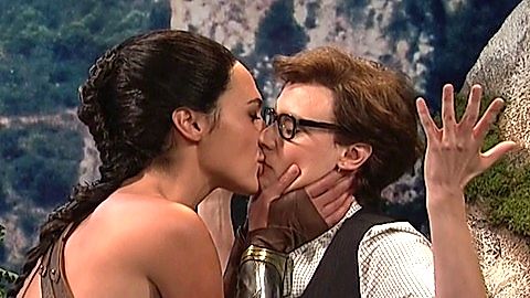 Pic: Gal Gadot in Saturday Night Live (1975)
