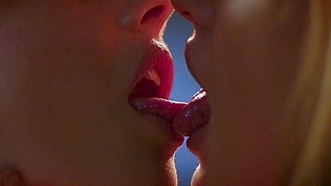 Pic: Bella Thorne in The Babysitter (2017)