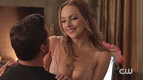 Pic: Elizabeth Gillies in Dynasty (2017)