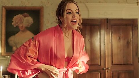 Pic: Elizabeth Gillies in Dynasty (2017)