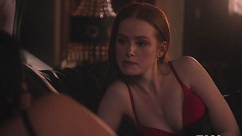 Pic: Madelaine Petsch in Riverdale (2017)