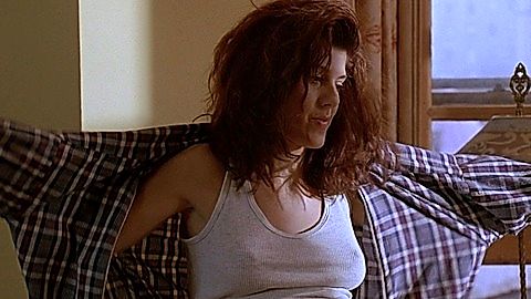 Pic: Marisa Tomei in The Paper (1994)