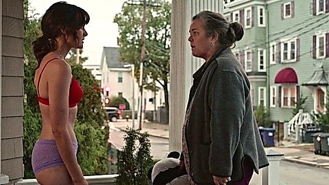 Pic: Frankie Shaw in SMILF (2017)