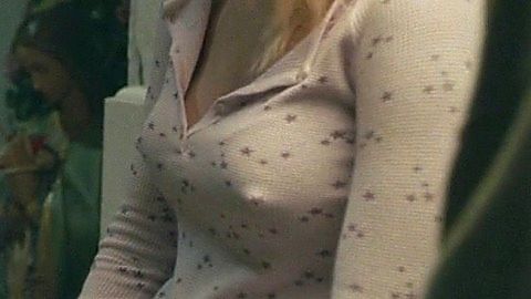 Pic: Samara Weaving in SMILF (2017)