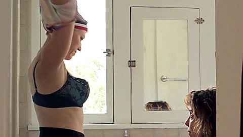 Pic: Stephanie Sanditz in 37 Problems (2015)