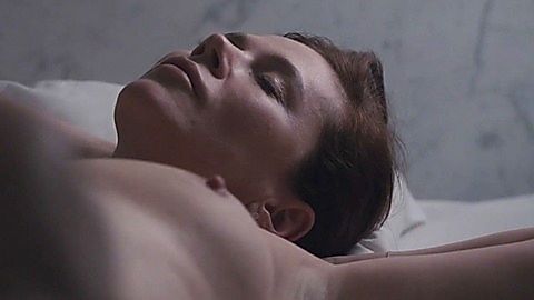 Pic: Anna Friel in The Girlfriend Experience (2016)
