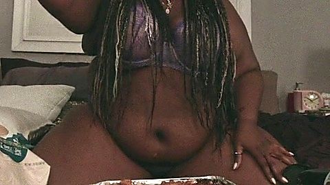 Pic: Raven Goodwin in SMILF (2017)