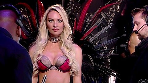 Pic: Candice Swanepoel in The Victoria's Secret Fashion Show 2017 (2017)