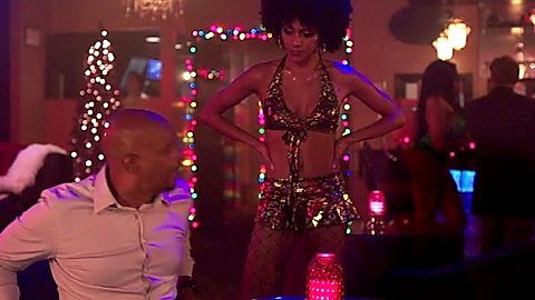 Pic: Chelsea Tavares in Lethal Weapon (2016)
