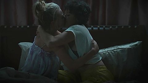 Pic: Meredith Hagner in Search Party (2016)