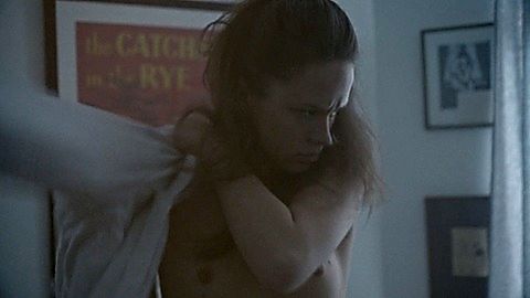 Pic: Kristin Jess Rodin in Nothing Ever Really Ends (2016)