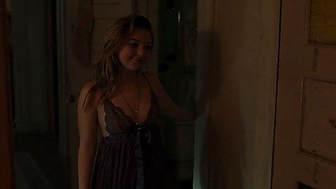 Pic: Sammi Hanratty in Shameless (2011)
