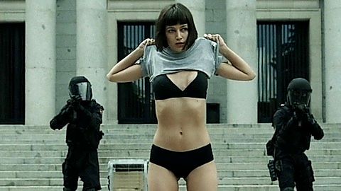 Pic: Úrsula Corberó in Money Heist (2017)