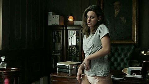Pic: Clara Alvarado in Money Heist (2017)