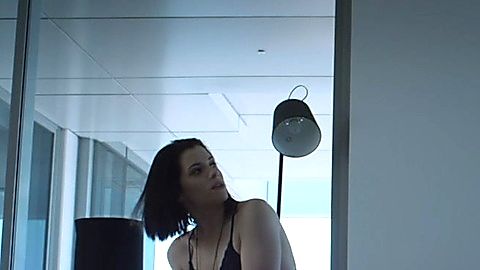 Pic: Jessica De Gouw in OtherLife (2017)