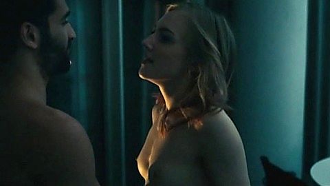 Pic: Elisa Schlott in Strange Daughter (2017)
