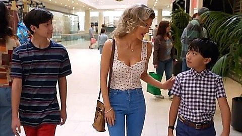 Pic: Chelsey Crisp in Fresh Off the Boat (2015)