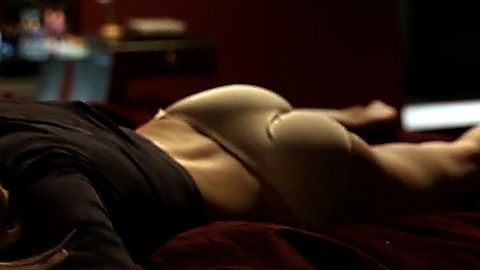 Pic: Mia Wasikowska in Piercing (2018)